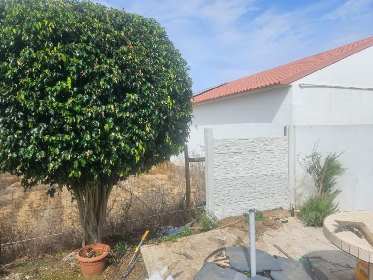 Vedação modular de uma moradia