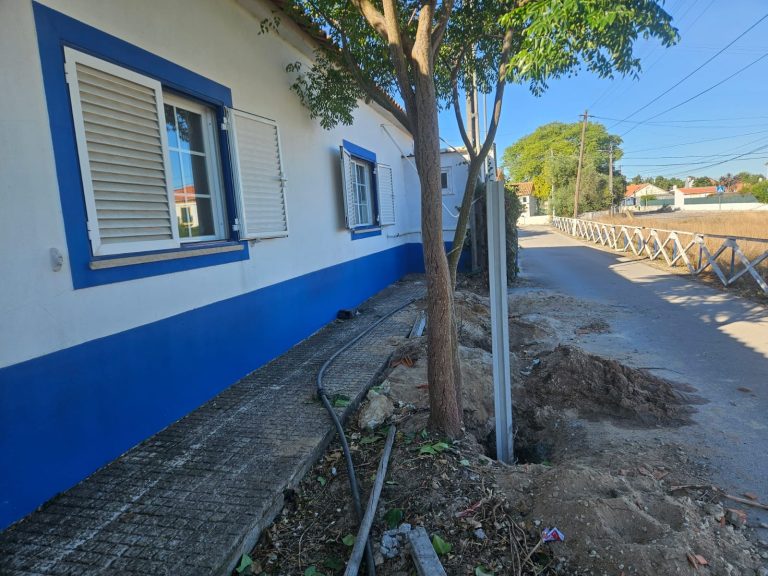 Vedação modular de uma moradia