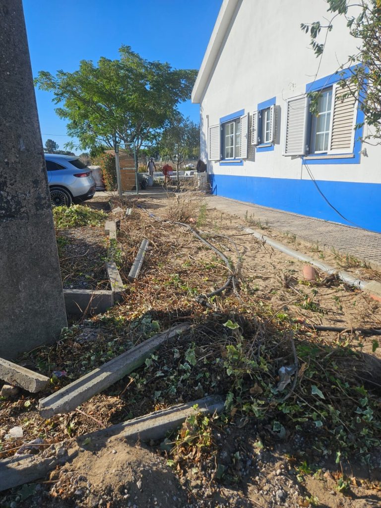 Vedação modular de uma moradia