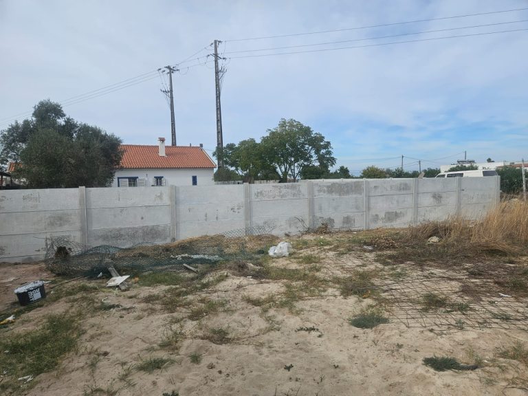 Vedação modular de uma moradia