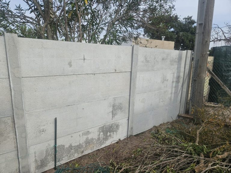 Vedação modular de uma moradia