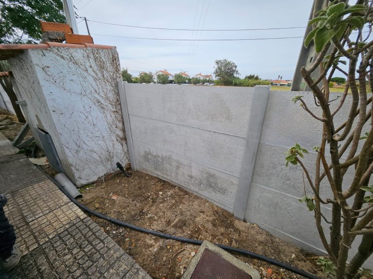 Vedação modular de uma moradia